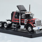 Peterbilt 359 Črn Rdeč IXO 1:43 - image 3 of 4