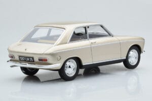 Peugeot 204 Coupe Bež Otto 1:18 OT1024 Smola – slika 2 od 6