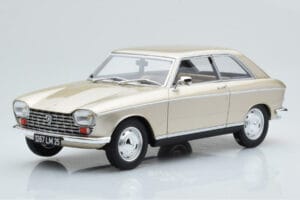 Peugeot 204 Coupe Bež Otto 1:18