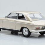 Peugeot 204 Coupe Bež Otto 1:18 - image 5 of 6