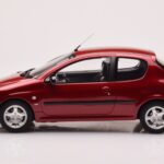 Peugeot 206 S16 Rdeč Otto 1:18 - image 3 of 6