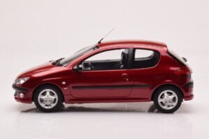 Peugeot 206 S16 Rdeč Otto 1:18 OT1039 Smola – slika 3 od 6