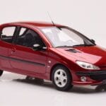 Peugeot 206 S16 Rdeč Otto 1:18 - image 4 of 6