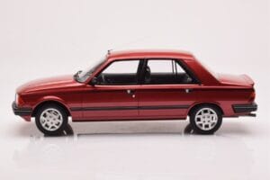 Peugeot 305 GTX Rdeč Plaisir Otto 1:18 OT1032 Smola – slika 3 od 6