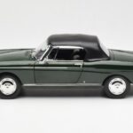 Peugeot 404 Kabriolet Antique Green Omejena Izdaja Norev 1:18 - image 4 of 8