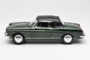 Peugeot 404 Kabriolet Antique Green Omejena Izdaja Norev 1:18 184829 Kovina – slika 4 od 8