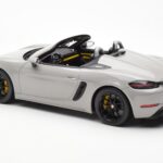 Porsche 718 Spyder Crayon Siva GT Spirit 1:18 - image 5 of 6
