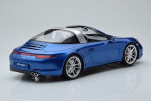 Porsche 911 991 4S Targa Modra GT Spirit 1:18 GT037 Smola – slika 2 od 5