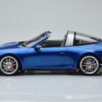Porsche 911 991 4S Targa Modra GT Spirit 1:18 - image 3 of 5