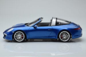 Porsche 911 991 4S Targa Modra GT Spirit 1:18 GT037 Smola – slika 3 od 5
