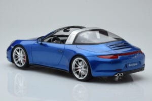 Porsche 911 991 4S Targa Modra GT Spirit 1:18 GT037 Smola – slika 4 od 5