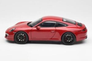 Porsche 911 991 Carrera GTS Carmine Rdeč Schuco 1:18 450039000 Kovina – slika 4 od 8
