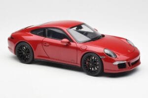 Porsche 911 991 Carrera GTS Carmine Rdeč Schuco 1:18 450039000 Kovina – slika 6 od 8