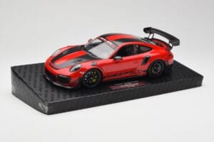 Porsche 911 GT2 RS 991 MR Manthey Racing Nordschleife Record Minichamps 1:18 MR-911-GT2RS-1803 Kovina – slika 2 od 6