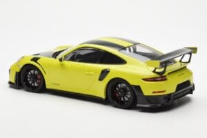 Porsche 911 991.2 GT2 RS Svetlo Zelena S Črnimi Magnezijevimi Platišči Minichamps 1:18 155068300 Kovina – slika 5 od 6