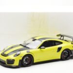 Porsche 911 991.2 GT2 RS Svetlo Zelena S Črnimi Magnezijevimi Platišči Minichamps 1:18 - image 6 of 6