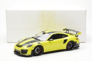 Porsche 911 991.2 GT2 RS Svetlo Zelena S Črnimi Magnezijevimi Platišči Minichamps 1:18 155068300 Kovina – slika 6 od 6