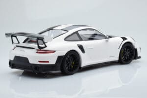 Porsche 911 GT2 RS 991.2 Weissach Package Bel Črna Magnezijeva Platišča Minichamps 1:18 153068309 Kovina – slika 2 od 6
