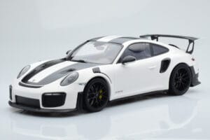 Porsche 911 GT2 RS 991.2 Weissach Package Bel Črna Magnezijeva Platišča Minichamps 1:18
