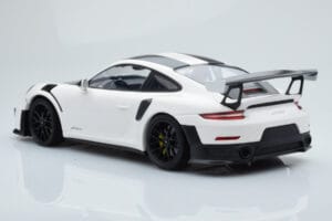 Porsche 911 GT2 RS 991.2 Weissach Package Bel Črna Magnezijeva Platišča Minichamps 1:18 153068309 Kovina – slika 5 od 6