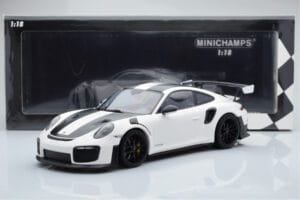 Porsche 911 GT2 RS 991.2 Weissach Package Bel Črna Magnezijeva Platišča Minichamps 1:18 153068309 Kovina – slika 6 od 6
