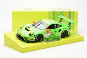 Porsche 911 991.2 GT3 R #1 Manthey Racing 24 Hours Nurburgring 2019 Minichamps 1:18 MG-M-911-19-1801 Kovina – slika 6 od 6