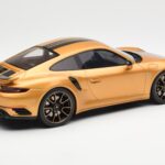 Porsche 911 991.2 Turbo S Exclusive Zlat GT Spirit 1:18 - image 2 of 6