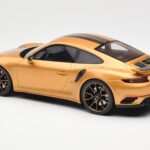 Porsche 911 991.2 Turbo S Exclusive Zlat GT Spirit 1:18 - image 5 of 6