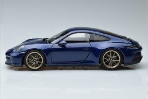 Porsche 911 992 GT3 Touring Package Modra Metalik Norev 1:18 187302 Kovina – slika 4 od 7