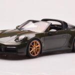 Porsche 911 992 Targa 4S Olivno Zelena GT Spirit 1:18