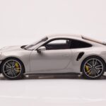 Porsche 911 992 Turbo S Crayon Siv GT Spirit 1:18 - image 3 of 6