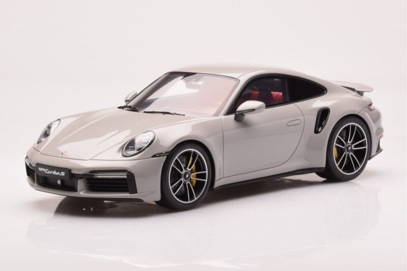 Porsche 911 992 Turbo S Crayon Siv GT Spirit 1:18