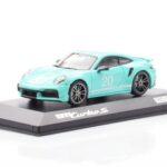Porsche 911 992 Turbo S Mint Zelena Minichamps 1:43 - image 2 of 4