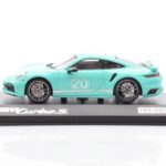 Porsche 911 992 Turbo S Mint Zelena Minichamps 1:43