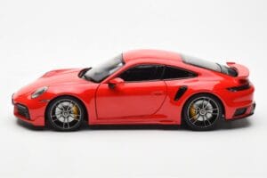 Porsche 911 992 Turbo S Sport Design Rdeč Minichamps 1:18 113069078 Kovina – slika 4 od 8