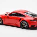 Porsche 911 992 Turbo S Sport Design Rdeč Minichamps 1:18 - image 7 of 8