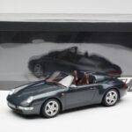 Porsche 911 993 Speedster Zelen GT Spirit 1:18 - image 6 of 6