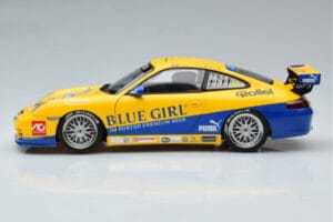 Porsche 911 996 GT3 Cup #88 Macau Winner 2005 AUTOart 1:18 80574 Kovina – slika 4 od 7
