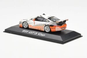 Porsche 911 996 GT3 Cup #1 Mobil 1 VIP Car Minichamps 1:43 WAP02012115 Kovina – slika 3 od 4