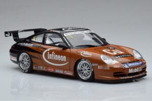 Porsche 911 996 GT3 R #2 S. Miau Carrera Cup Asia 2004 AUTOart 1:18 80488 Kovina – slika 5 od 7