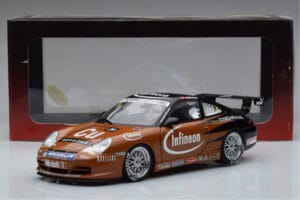 Porsche 911 996 GT3 R #2 S. Miau Carrera Cup Asia 2004 AUTOart 1:18 80488 Kovina – slika 7 od 7