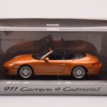 Porsche 911 997 Carrera 4 Kabriolet Oranžen Metalik Minichamps 1:43 - image 4 of 4