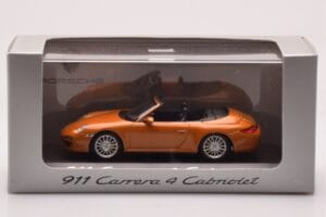 Porsche 911 997 Carrera 4 Kabriolet Oranžen Metalik Minichamps 1:43 WAP02001618 Kovina – slika 4 od 4