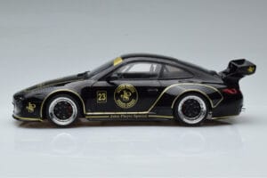 Porsche 911 997.2 RWB n23 Old New JPS MCG 1:18 MCG18326 Kovina – slika 3 od 6