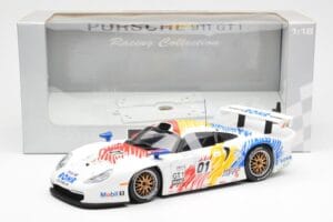 Porsche 911 GT1 #1 A. McNish / R. Sullivan / U. Alzen Rohr Motorsport Daytona 24 Hours 1998 UT Models 1:18 39611 Kovina – slika 6 od 6
