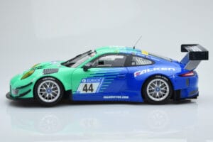Porsche 911 GT3 R Falken Motorsports #44 M. Ragginger / J. Bergmeister / M. Werner / L. Vanthoor 24 Hours of Nurburgring 2017 – slika 3 od 6