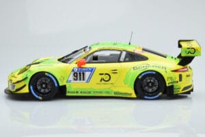 Porsche 911 GT3 R Manthey Racing #911 F. Scherer / K. Estre / R. Dumas / L. Vanthoor / E. Bamber 24 Hours of Nurburgring 2018 – slika 3 od 6
