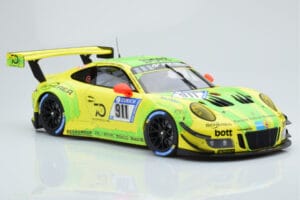 Porsche 911 GT3 R Manthey Racing #911 F. Scherer / K. Estre / R. Dumas / L. Vanthoor / E. Bamber 24 Hours of Nurburgring 2018 – slika 4 od 6