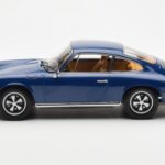 Porsche 911 S 901 Modra Norev 1:18 - image 3 of 6