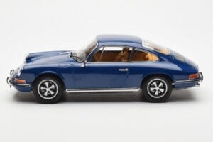 Porsche 911 S 901 Modra Norev 1:18 187647 Kovina – slika 3 od 6